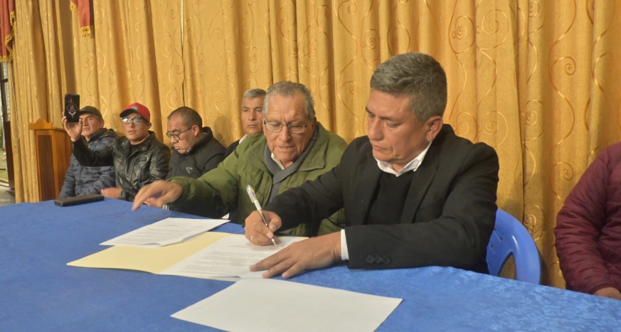Municipalidad de Cutervo Transfiere terreno de 4 hectáreas a la UNACUT